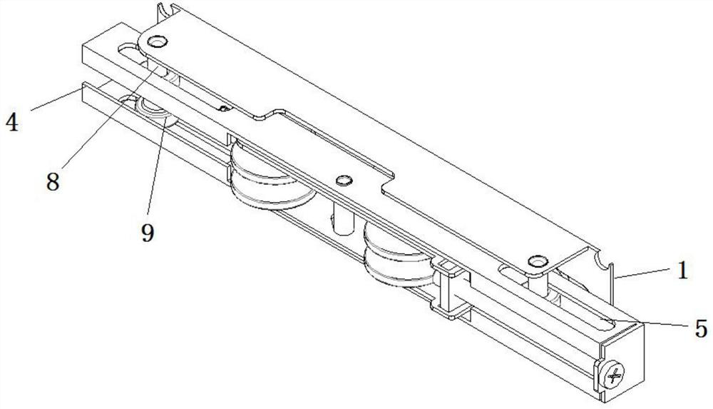 Micro-translation pulley structure and micro-translation extrusion sliding window used in cooperation with micro-translation pulley structure