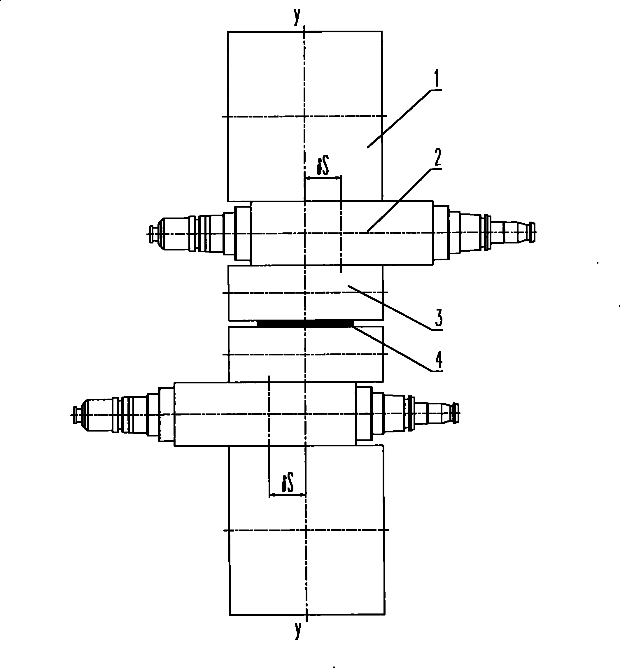 Axial moving device of intermediate rolls