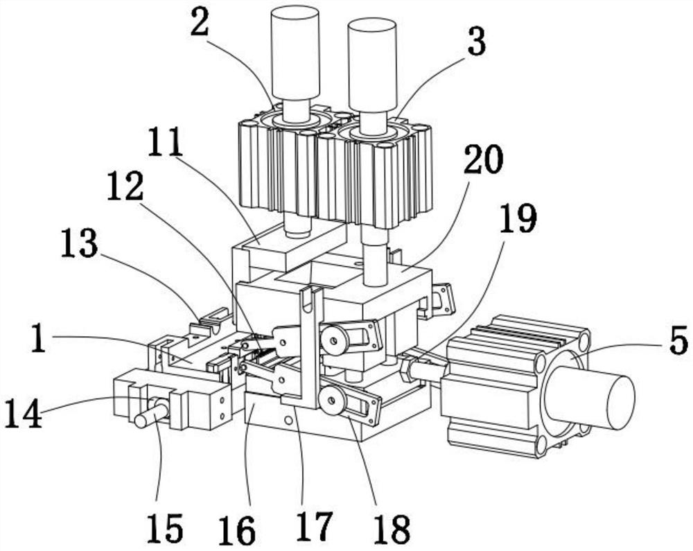 Wire stripping device with small damage