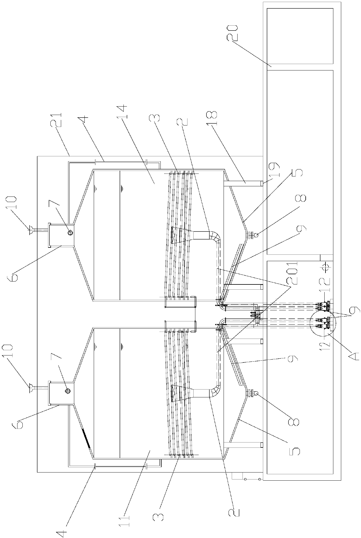 Kitchen waste filter liquid oil removal tank and oil removal system thereof