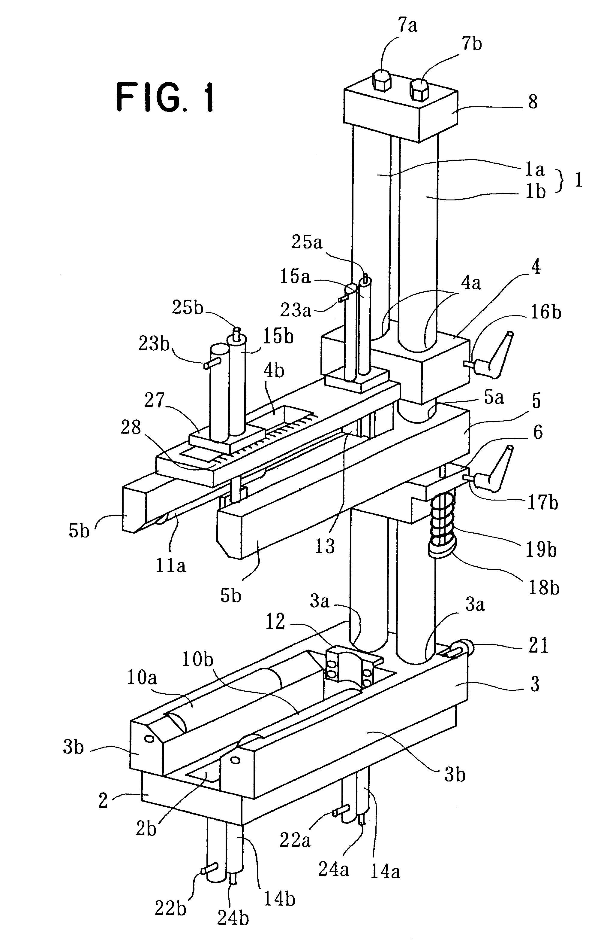 Apparatus and method of measuring outer diameter of worked portion at pipe end