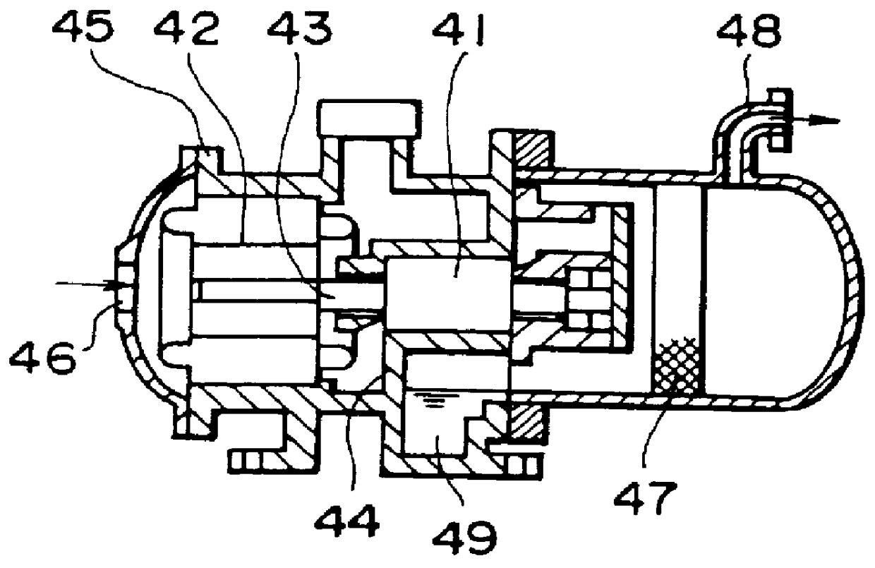 Oil-cooled type screw compressor