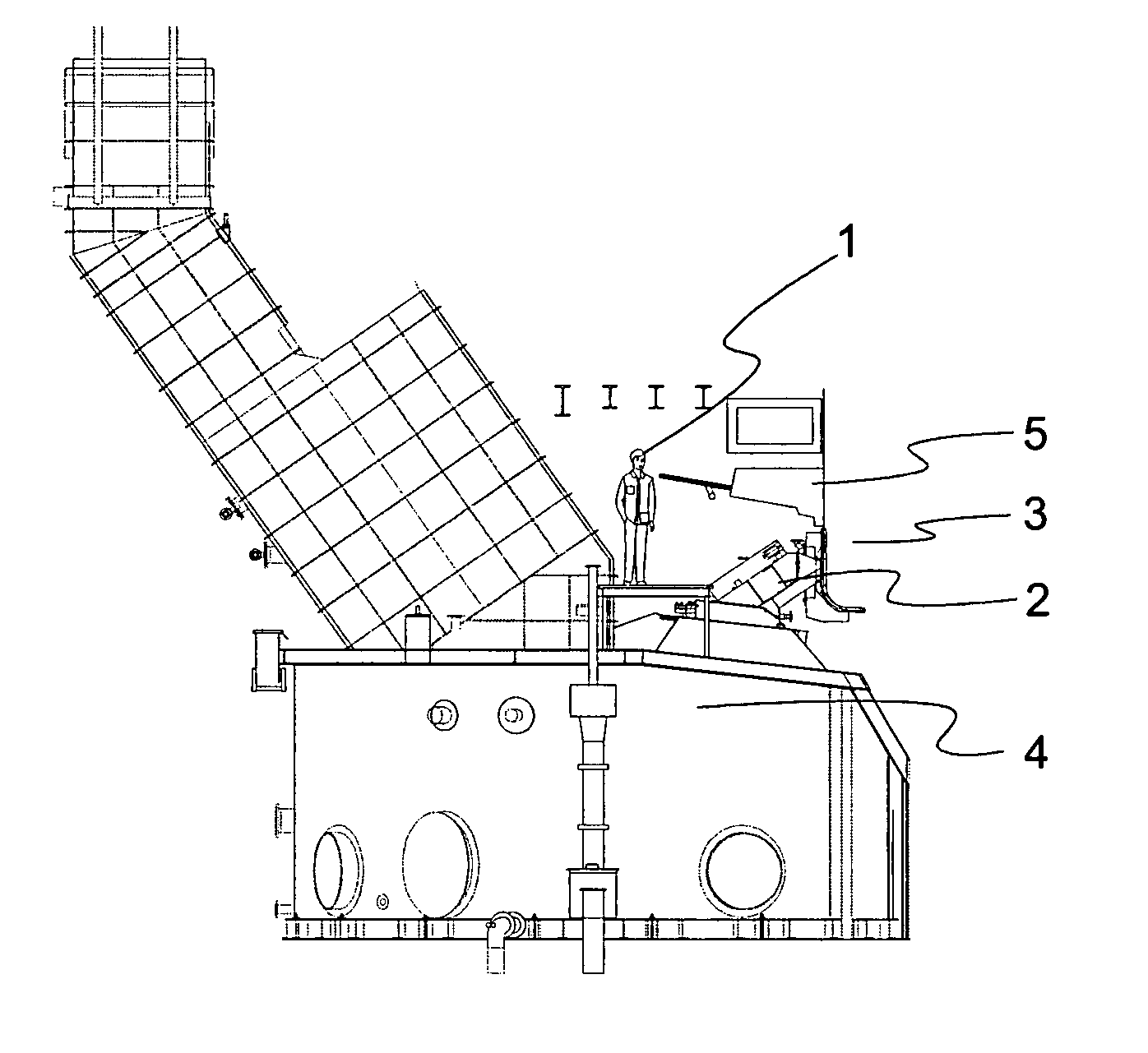 Shielding arrangement for the smelt spout area of a recovery boiler