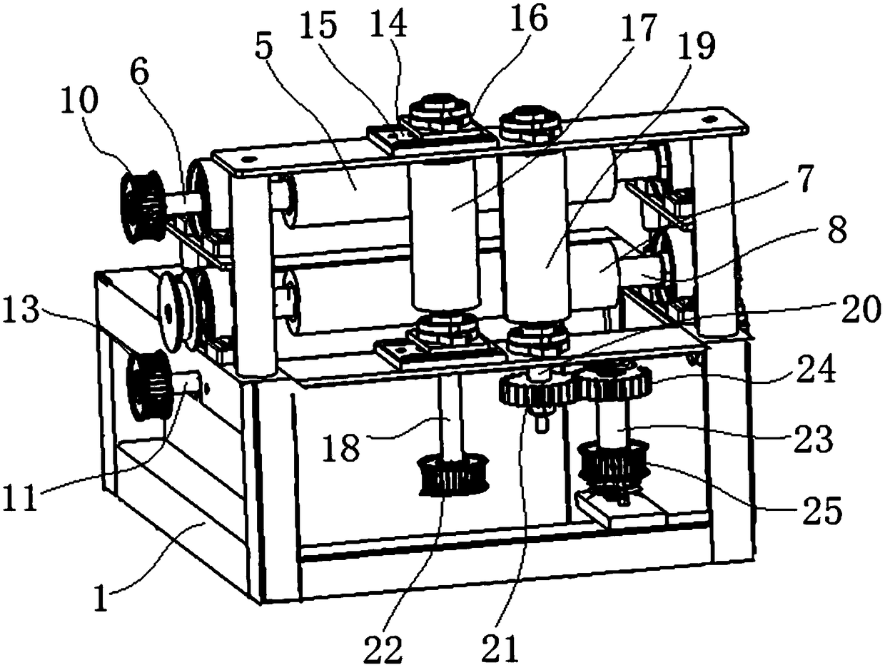 A sugarcane conveying and guiding mechanism