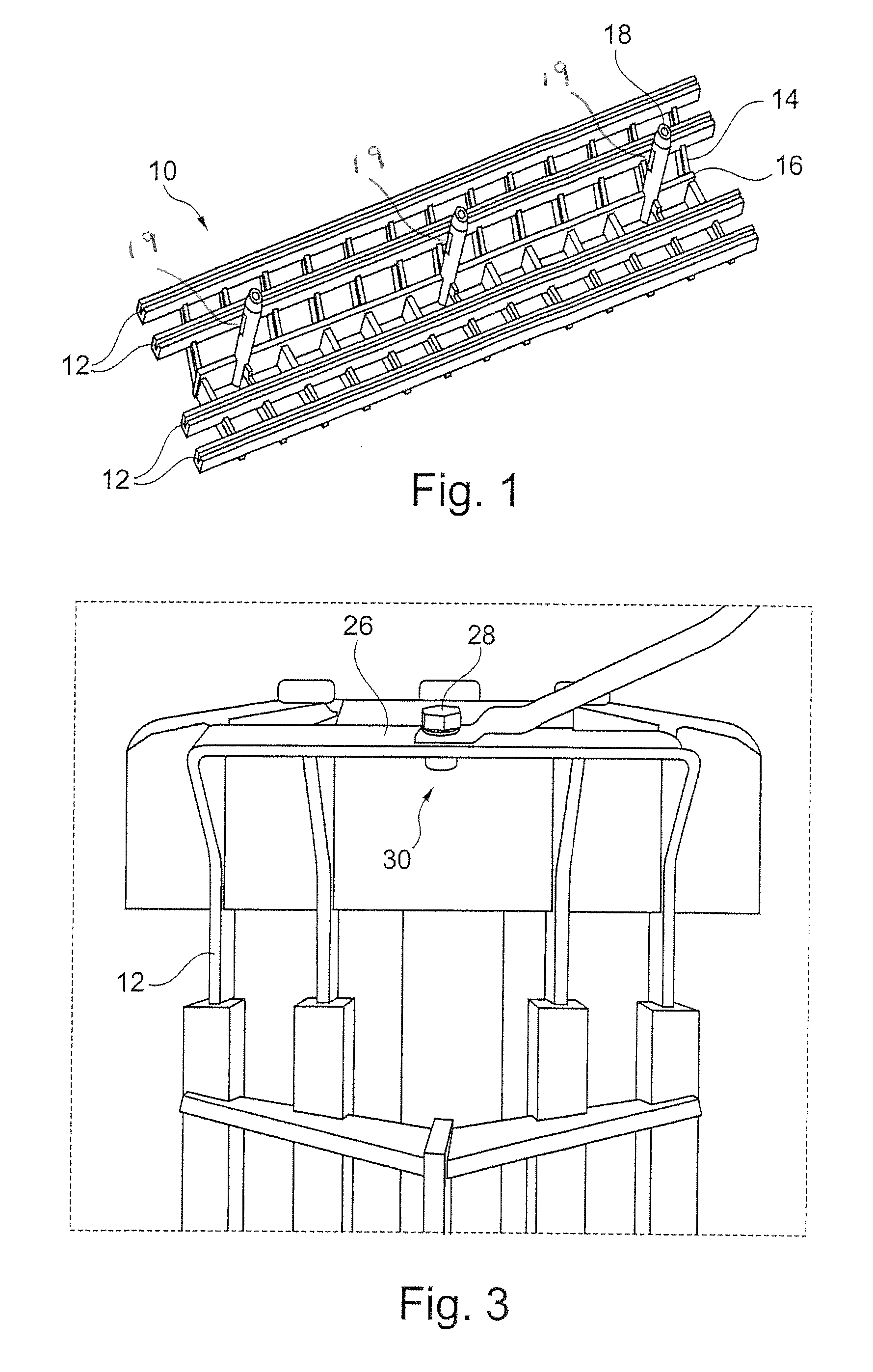 Tool for galvanically coating sliding bearings