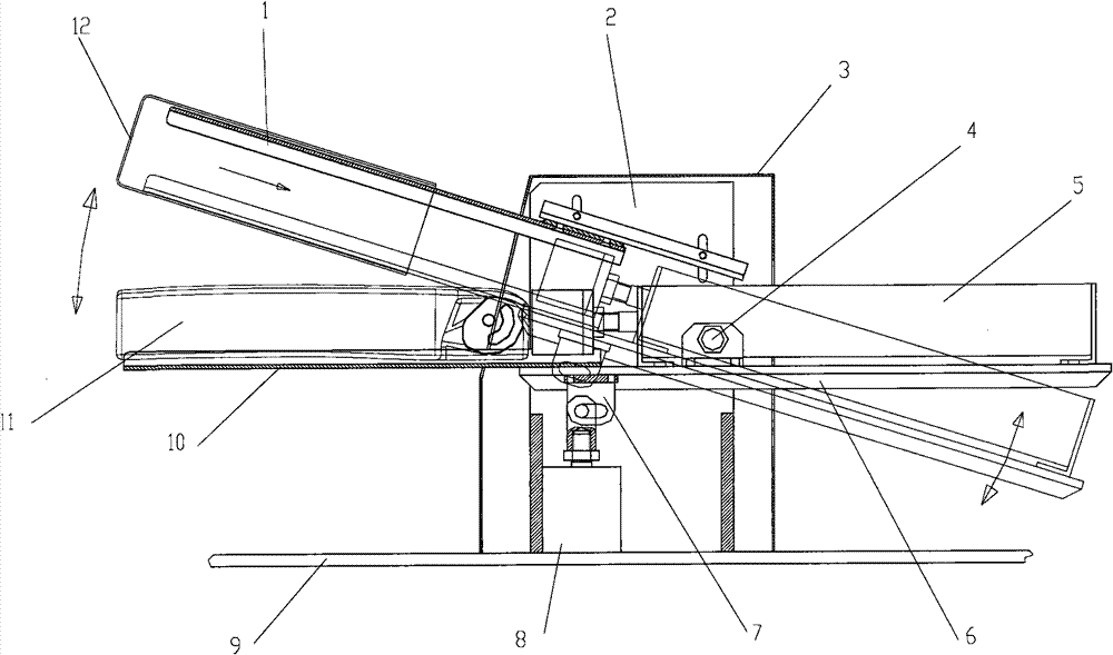 Pneumatic device for assembling back surface sleeve of automobile and assembly method thereof