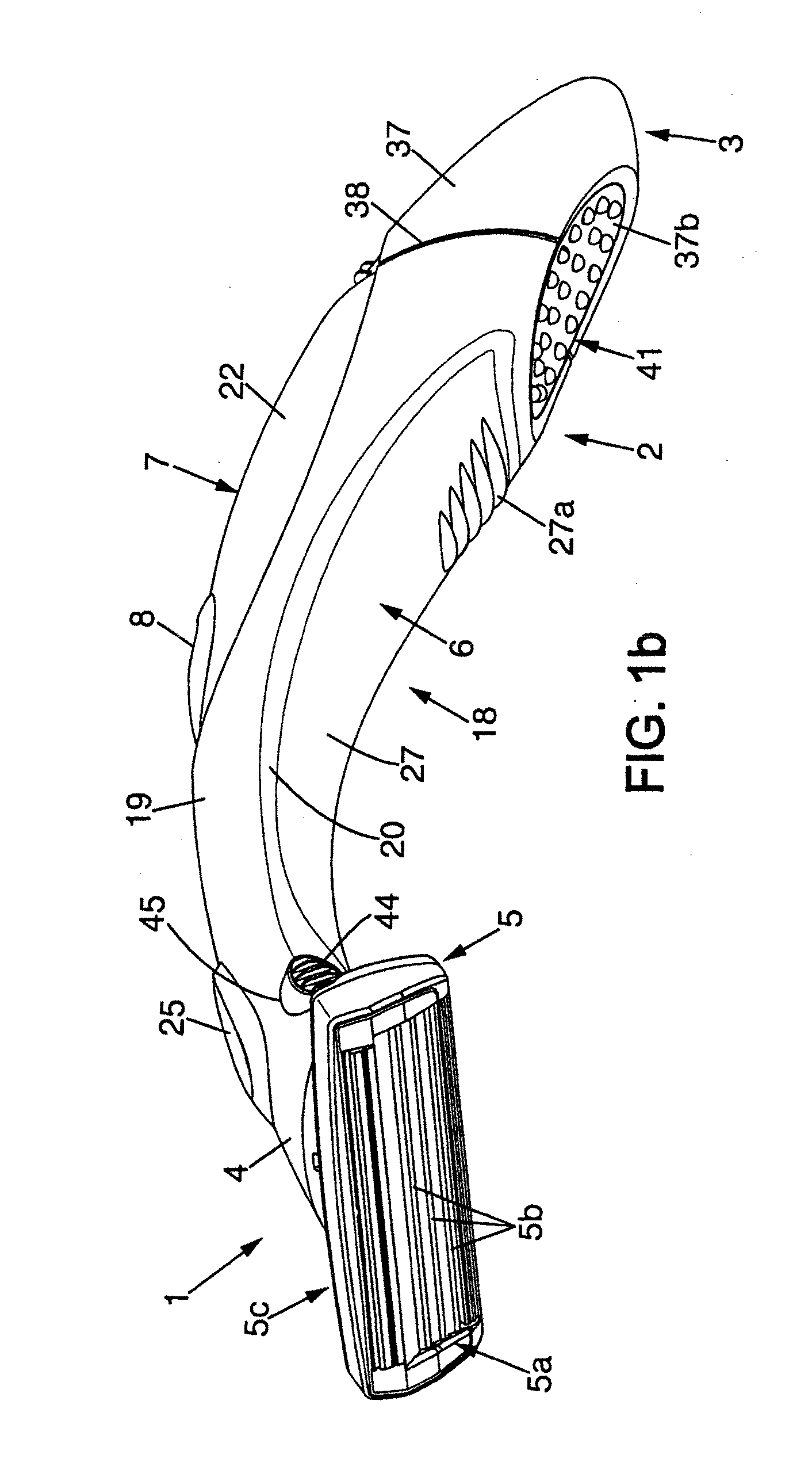 Vibrating wet shaver