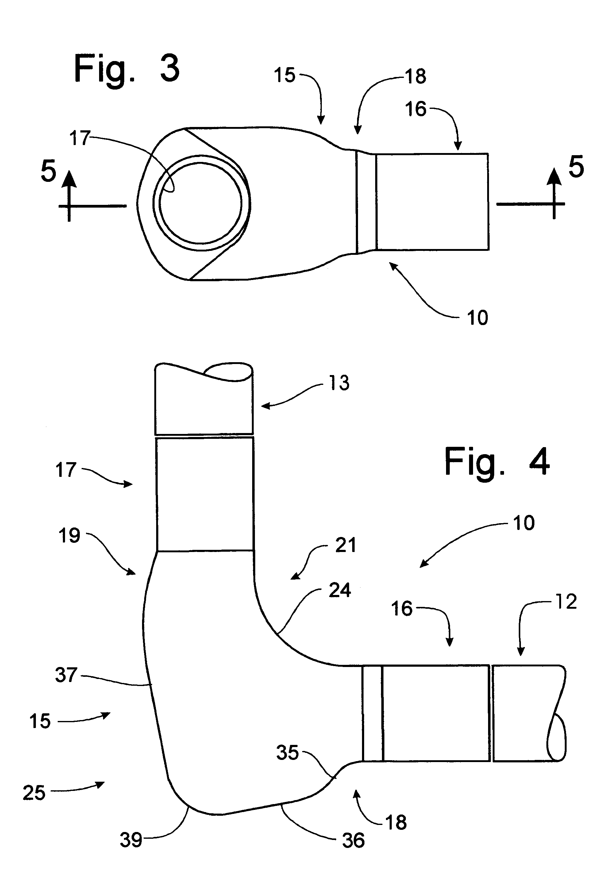 Elbow fitting with step feature for pneumatic transport system