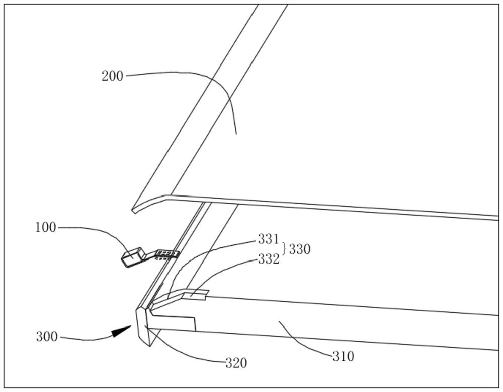 Electronic equipment and production method of elastic grounding assembly