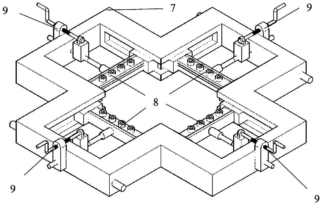 Testing device suitable for fabric yarn out-of-plane extraction slip mechanical properties