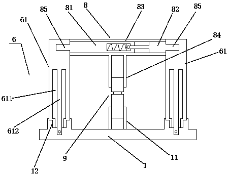 Efficient material-sticking-free filter cake feeding machine