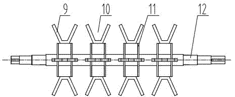 Quantitative feeding device for corn stalk husk-stuff separator