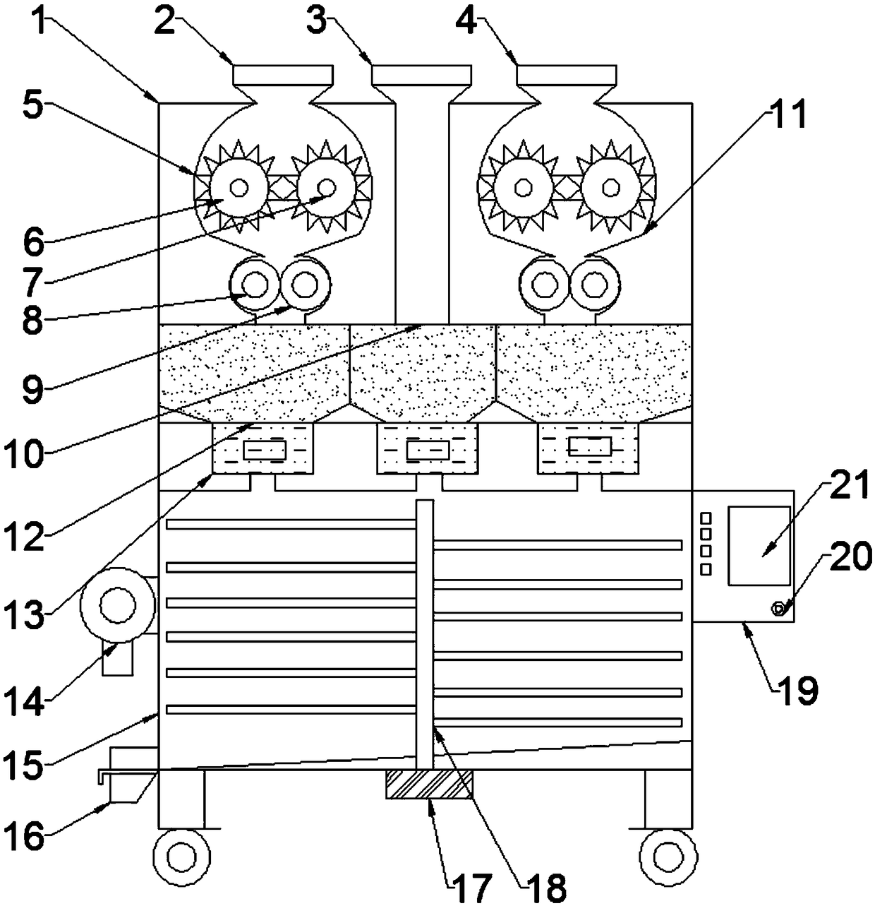 Pharmaceutical device for crushing and mixing various medicines