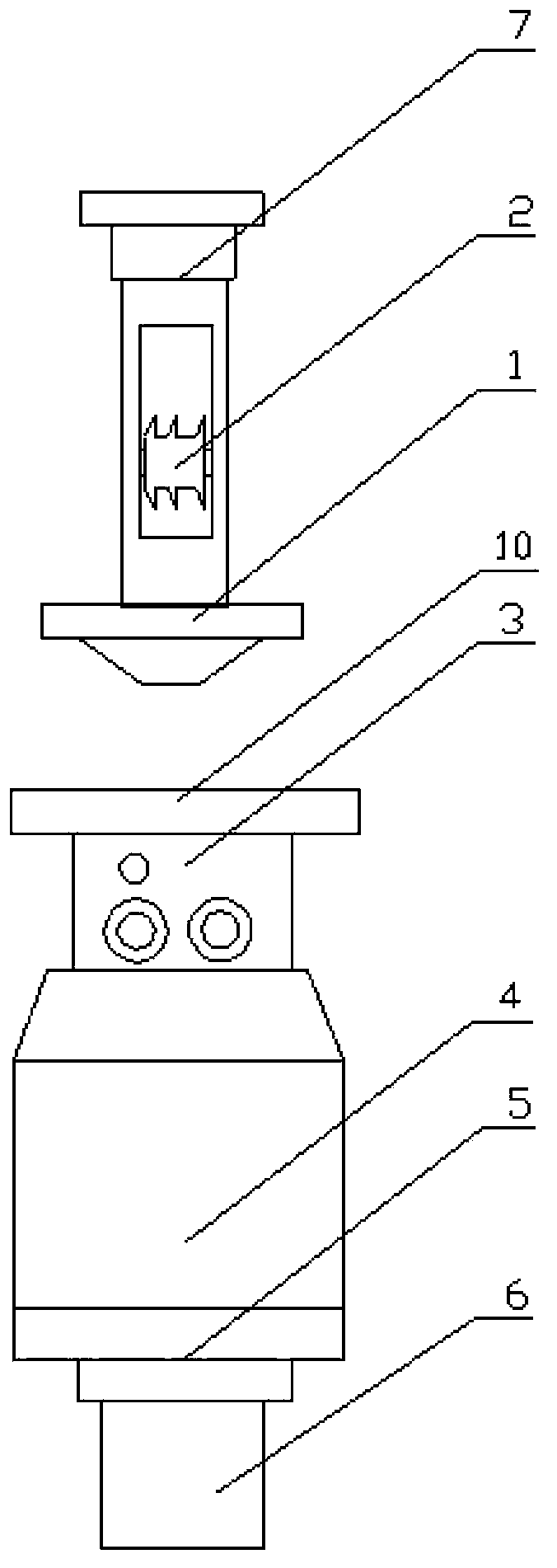 Twisting device of direct twisting machine