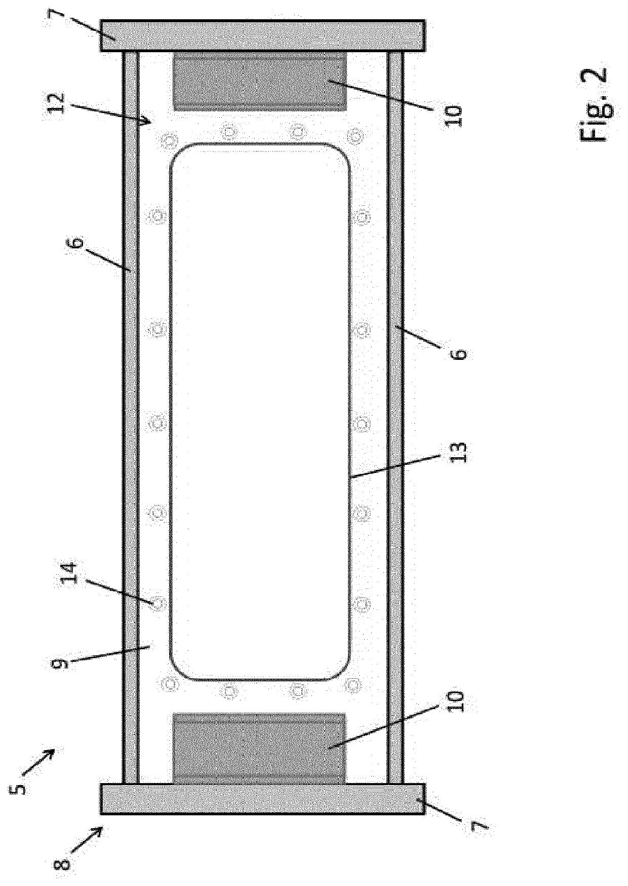 Electronic arrangement for an aircraft and method for providing such an electronic arrangement