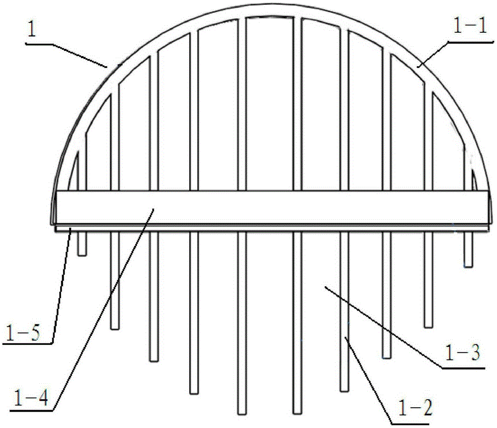 A fixture and preparation method for large-scale preparation of graphene film