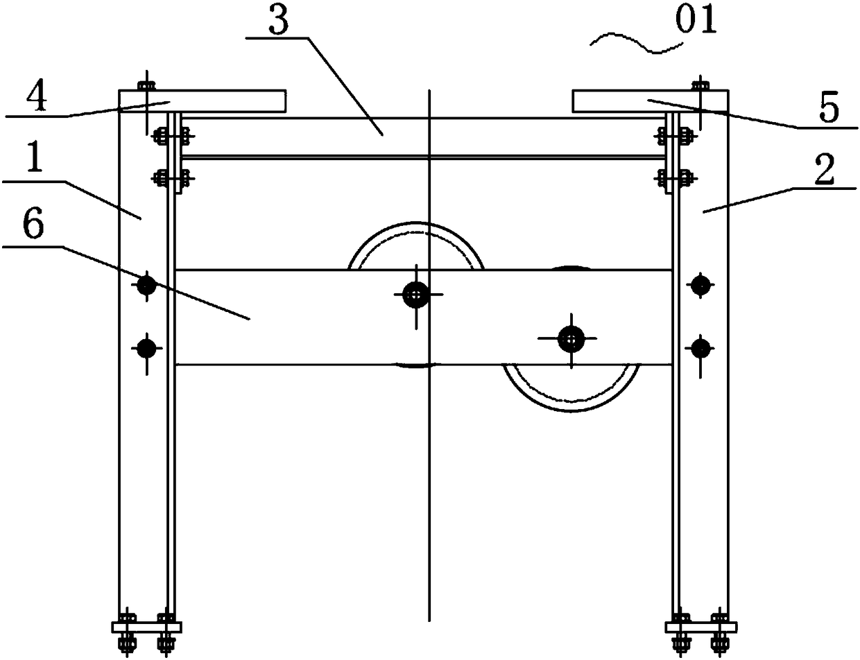 Traction device and traction method for hoisting pipeline in vertical shaft