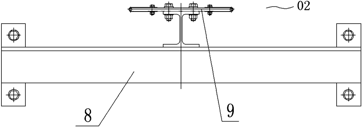 Traction device and traction method for hoisting pipeline in vertical shaft