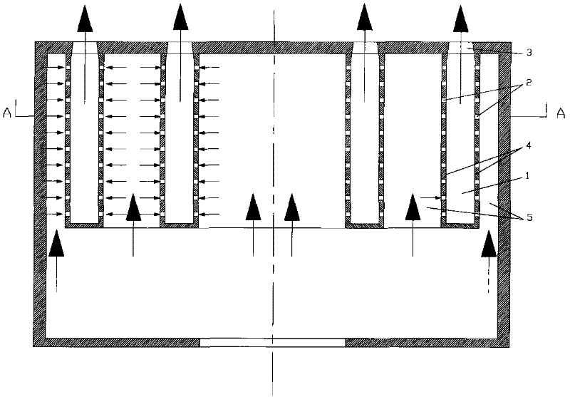 Air vent manufactured in mode of forming branch air passages on side wall of main air passage