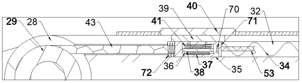 Forklift frame capable of improving loading efficiency and transporting safety and stability