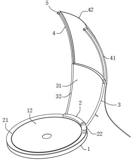 Apple planting lighting auxiliary device and use method thereof