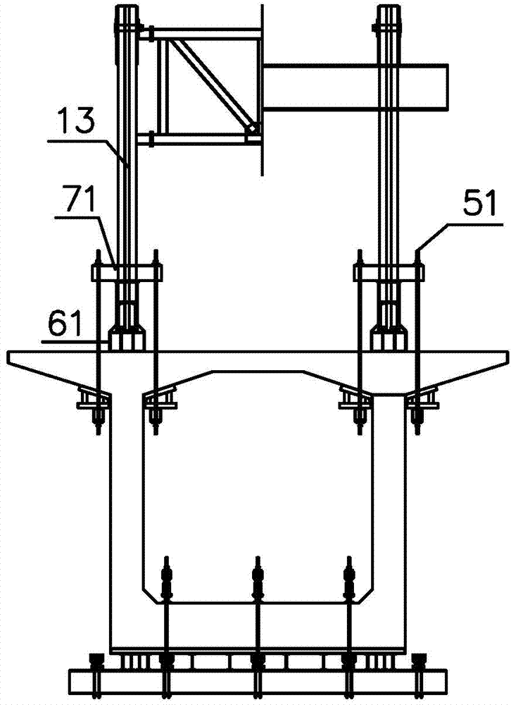 Large-span concrete continuous girder bridge side span folding device and method