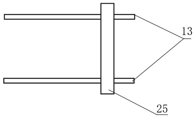 Equipment and method for disassembling solar cell module