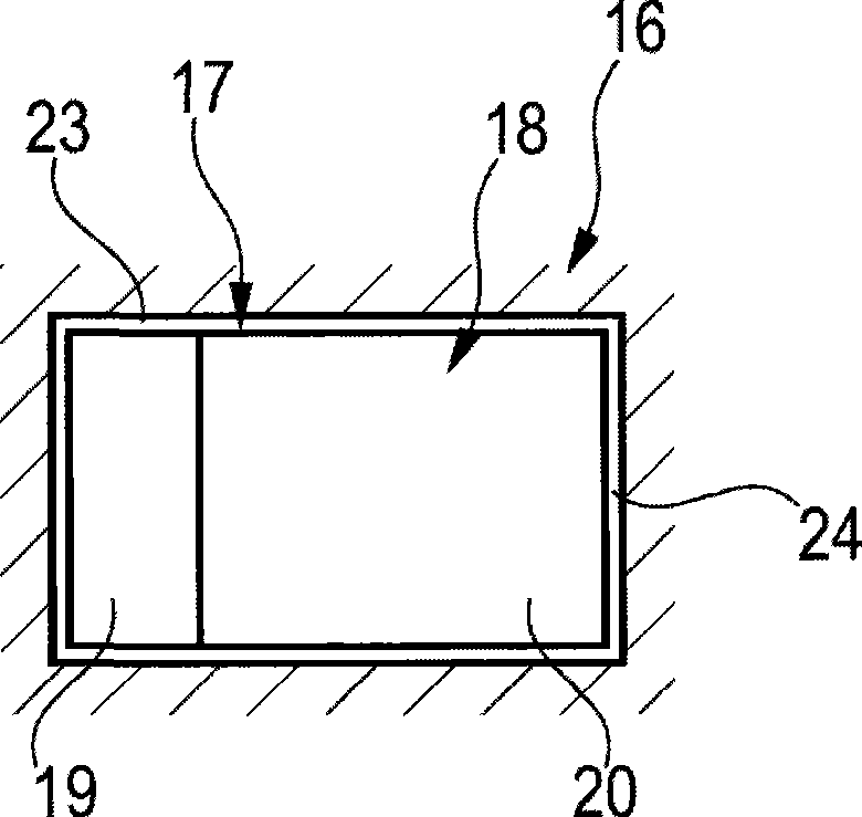 Method and device for manufacturing a multilayer compression moulded element