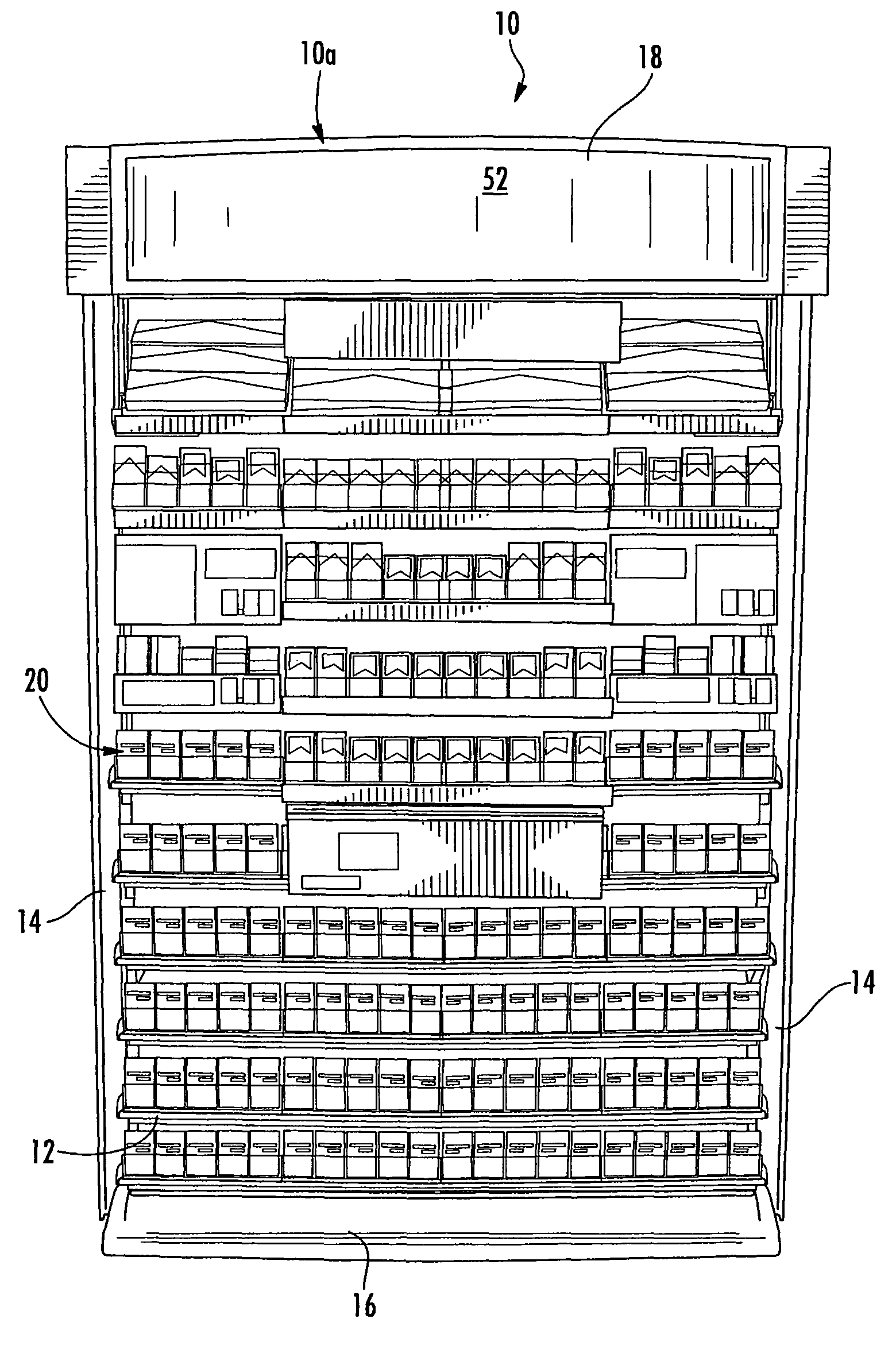 Display assembly with adjustable shelves