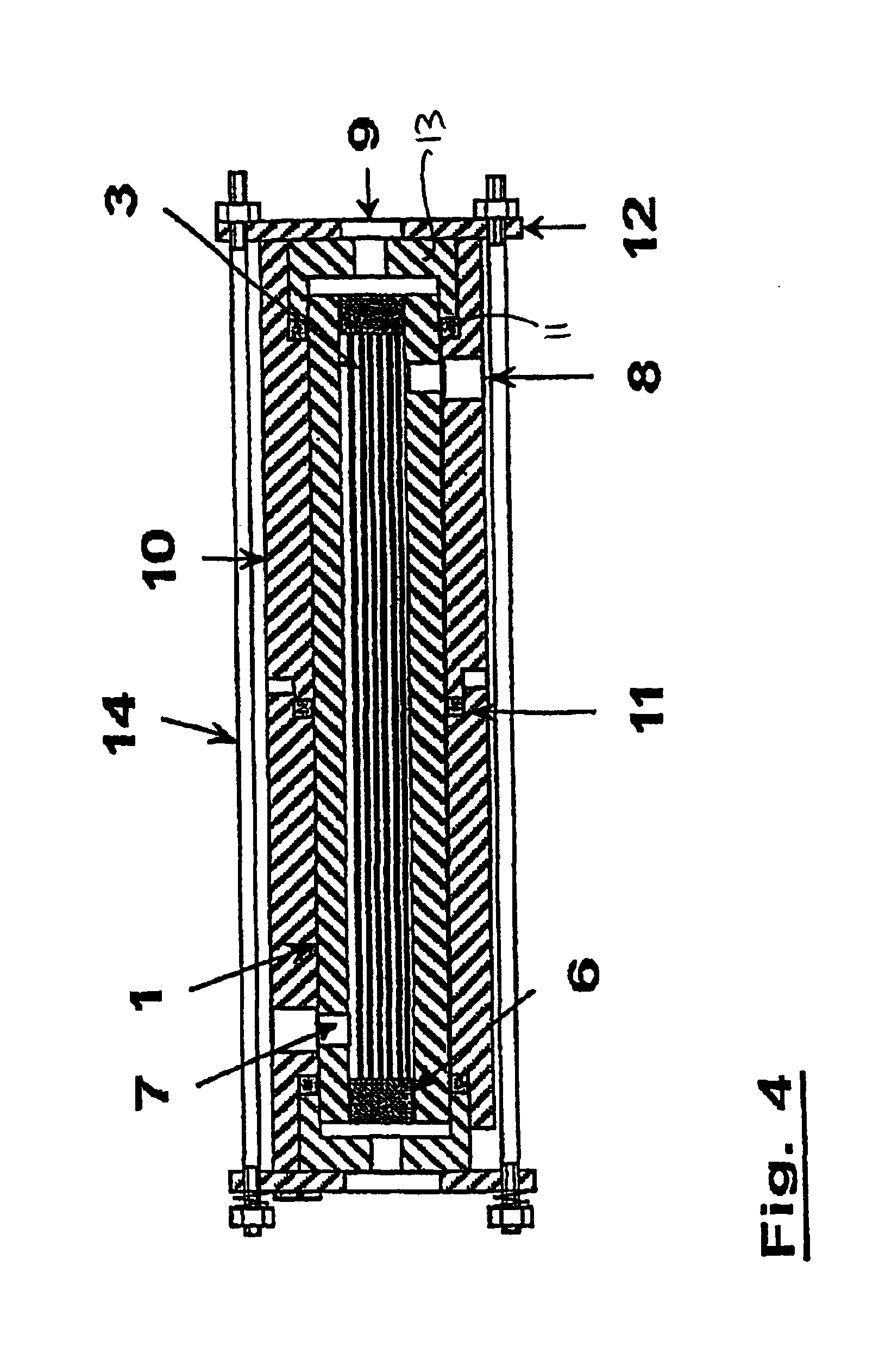 Method for producing a hollow fiber membrane module or a capillary membrane module