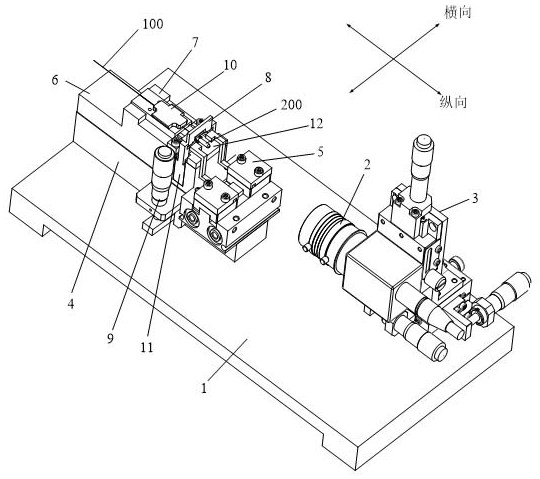 A polarization maintaining optical fiber assembly device and using method thereof