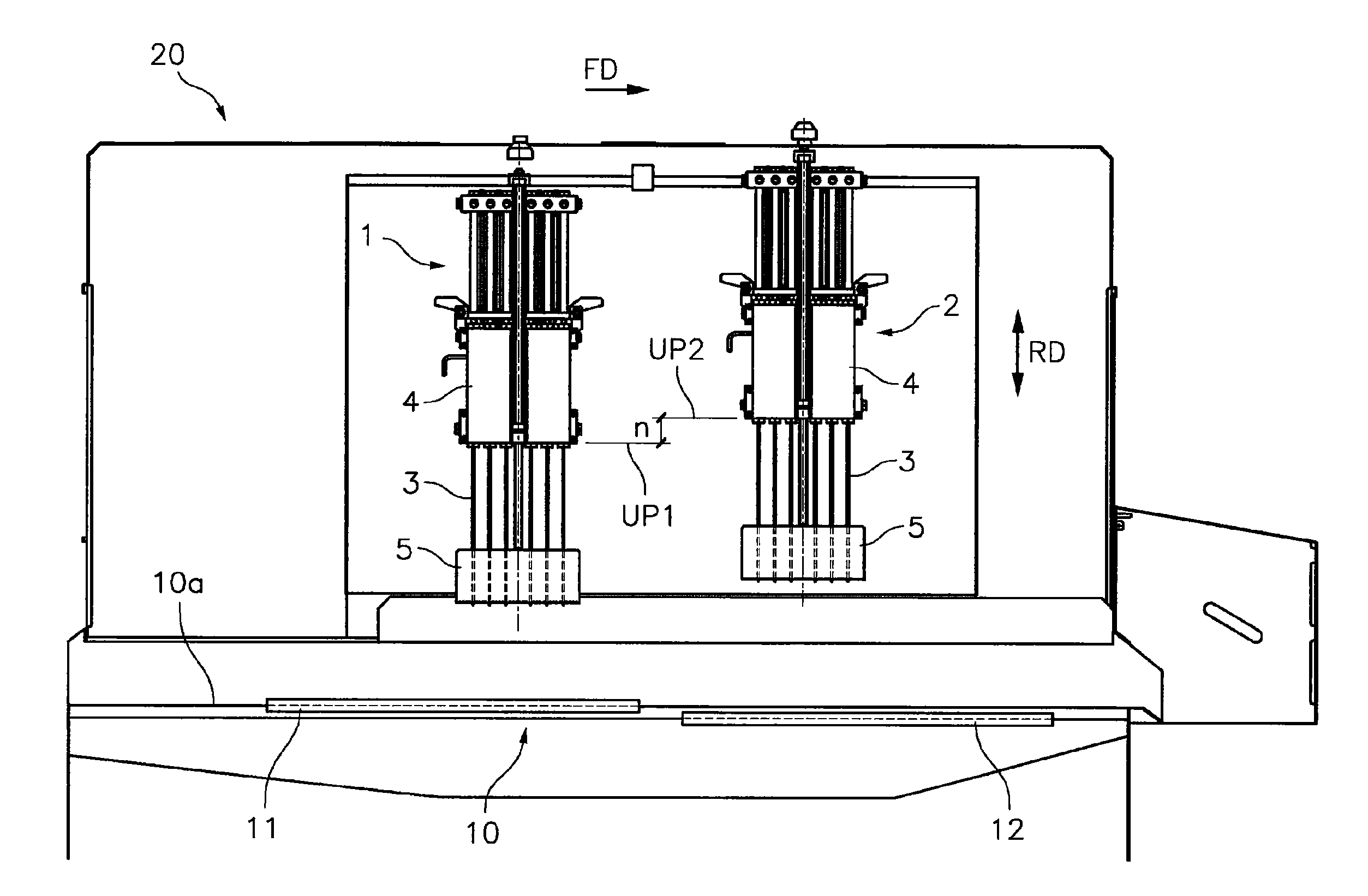 Injecting machine for injecting brine into meat pieces