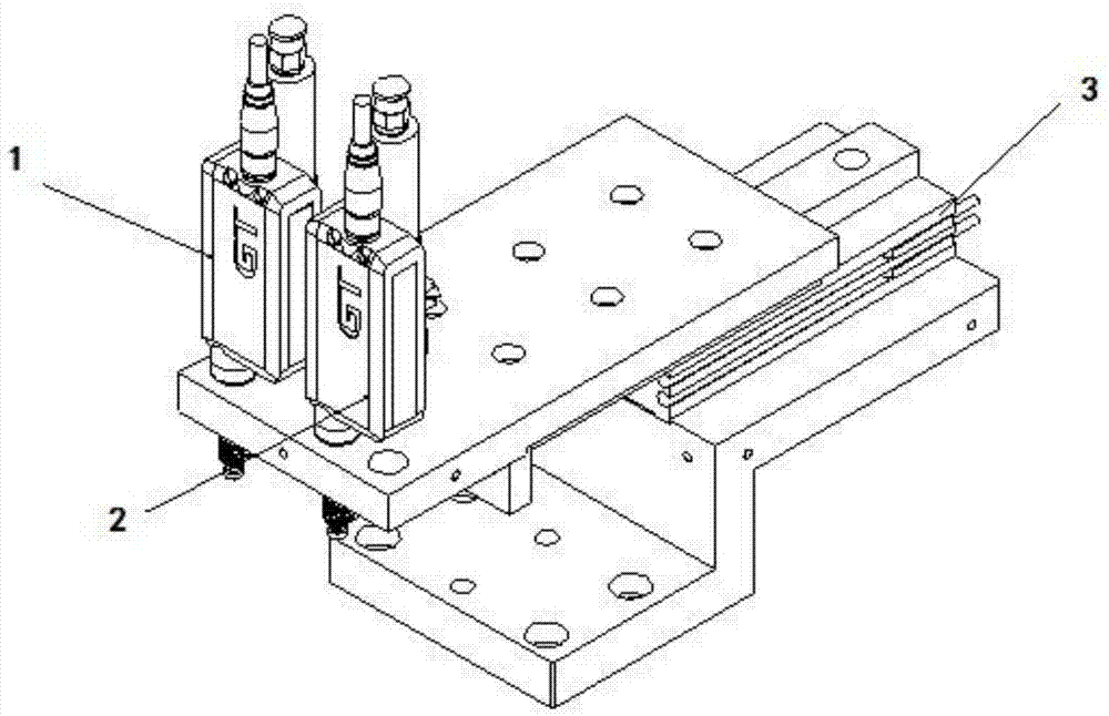 A wafer thickness measuring device applied to sapphire thinning equipment