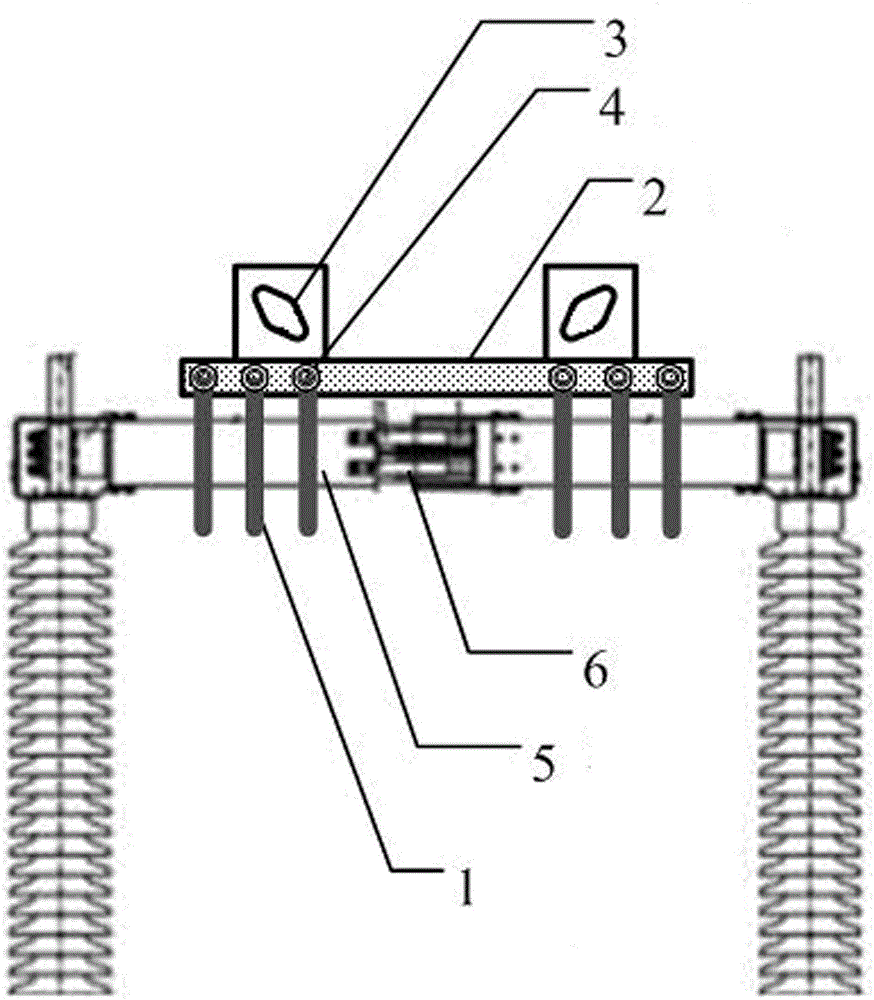 A shunt device for heat treatment at the gate of a horizontally rotating high-voltage isolating switch with electrification