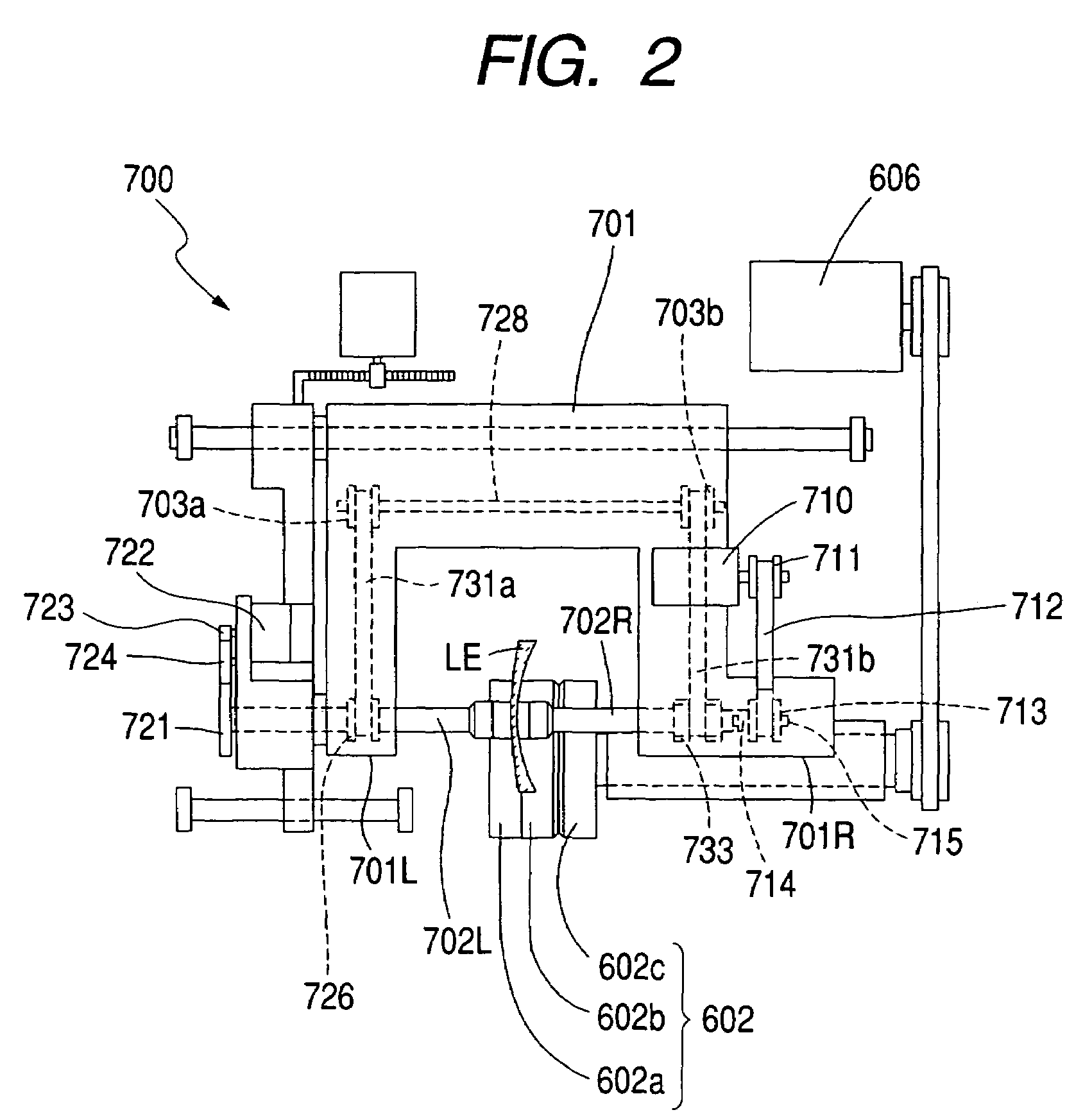 Lean presser for holding eyeglass lens and eyeglass lens processing apparatus having the same