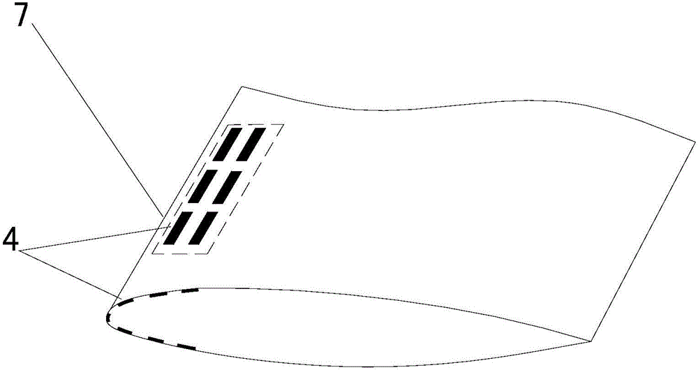 Ultrasonic and electric heating compounding anti-icing and deicing device