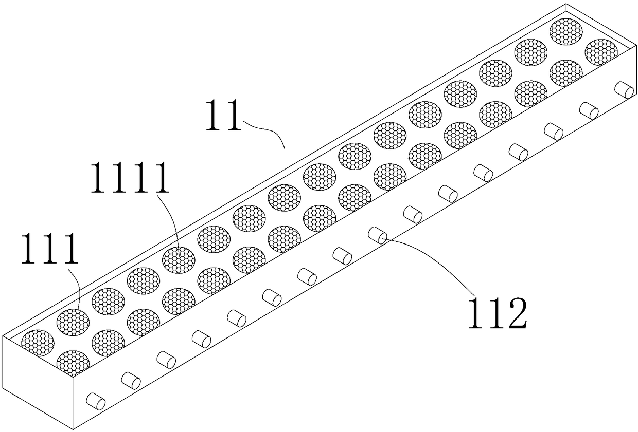 Linear fire source spreading device