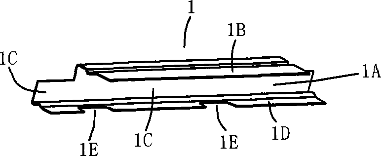 Die-cutting device special for groove strips such as guide grooves in car door and die-cutting blade of device