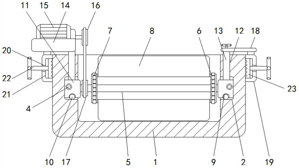 A vanadium extraction roasting material conveying device