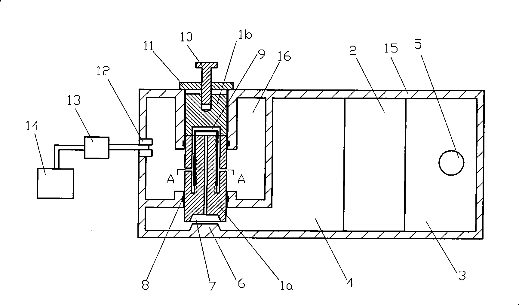 Engine oxygen-increasing pressure regulating energy-saving device