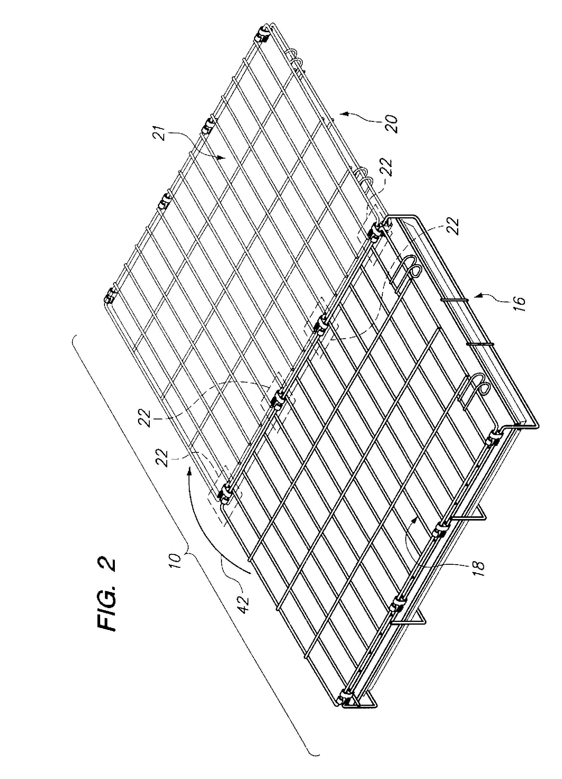 Pet enclosure with dual axes swivel connector