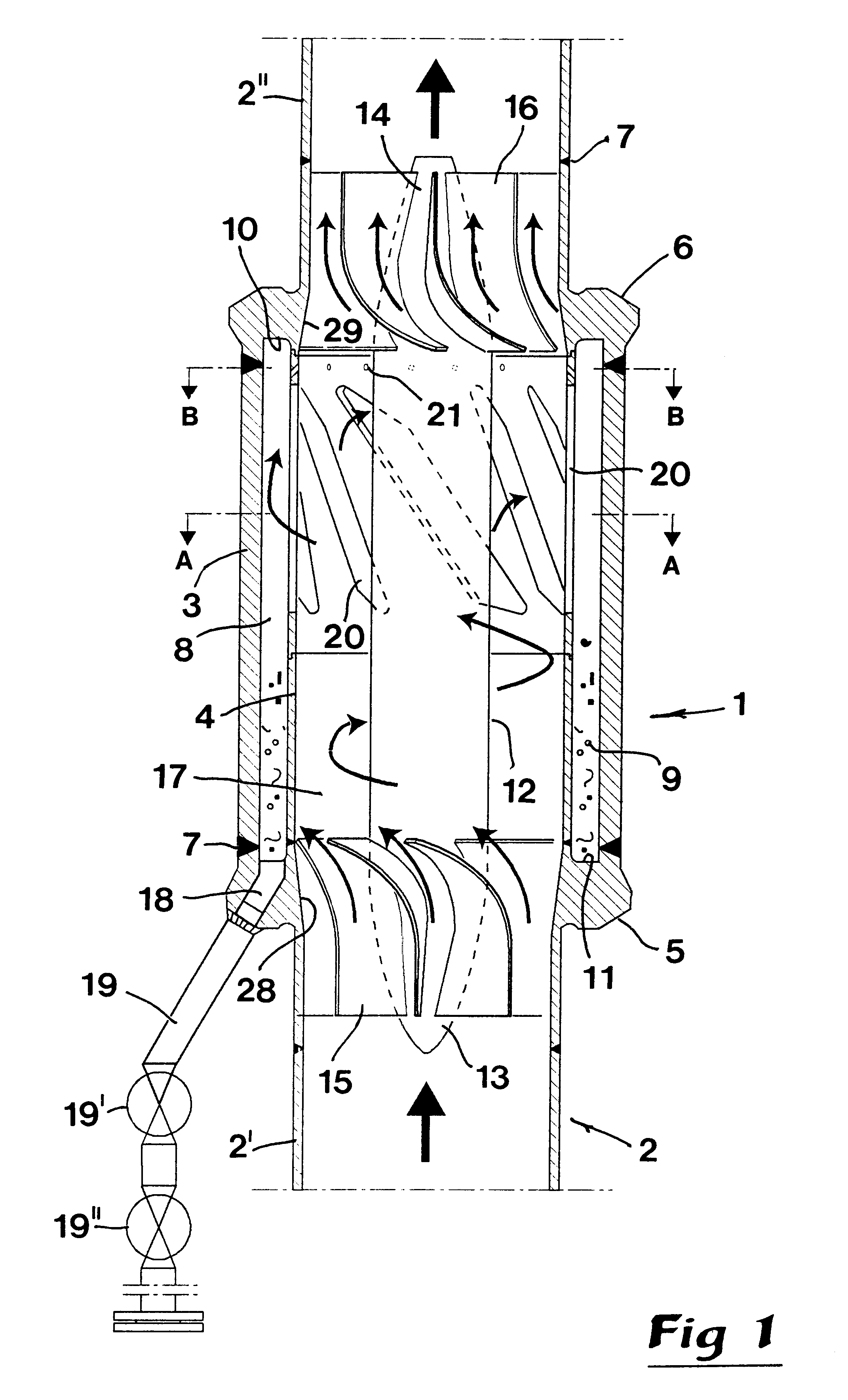 Device for the separation of solid objects from a flowing fluid