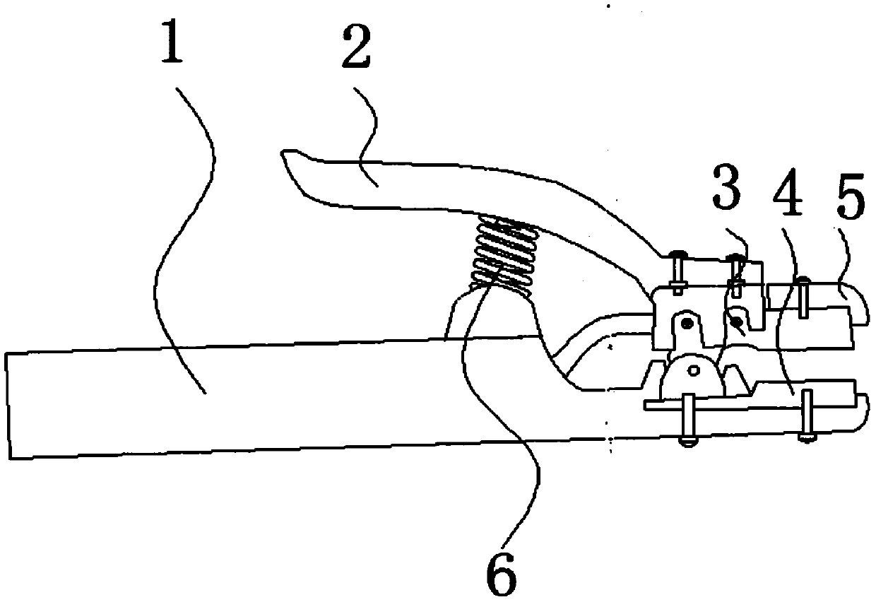 Safe heat-insulated welding clamp