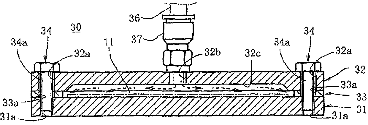 Film gauffer removing device, film tension adjusting method and film gauffer removing method