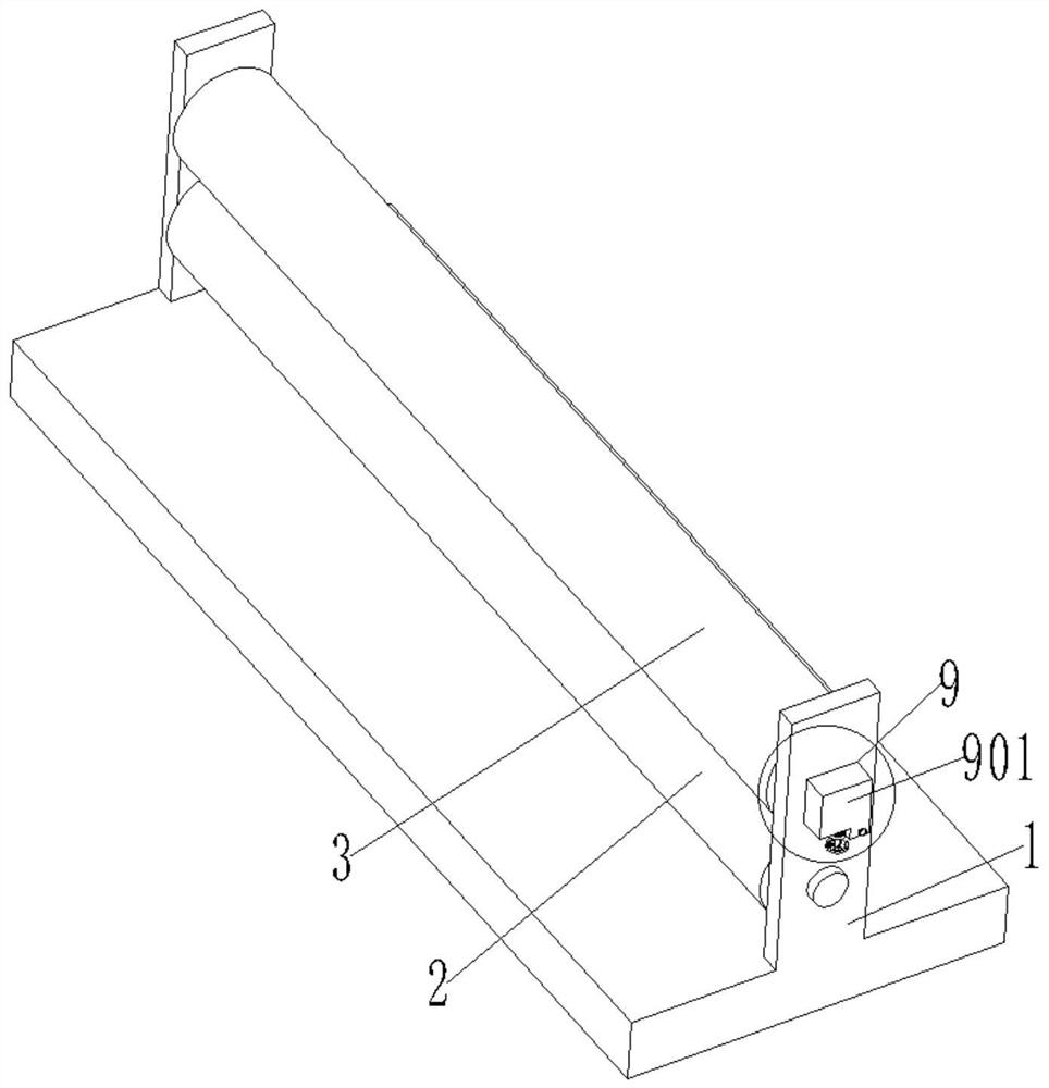 Fabric textile equipment with fine adjustment mechanism and operation method of fabric textile equipment