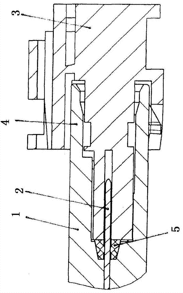 Plug connector with sealing element