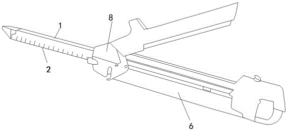 Linear type cutting and suturing device with inter-bridge structure