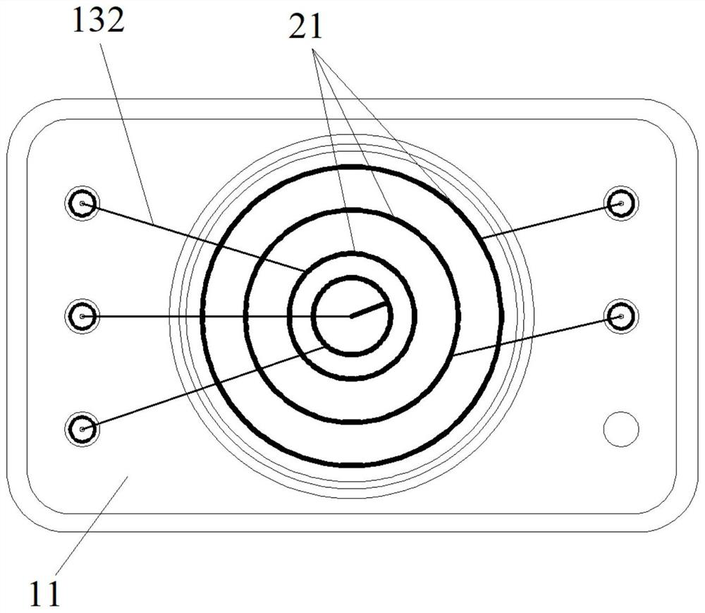 Emission device for emitting electrons, preparation method of emission device and electron gun