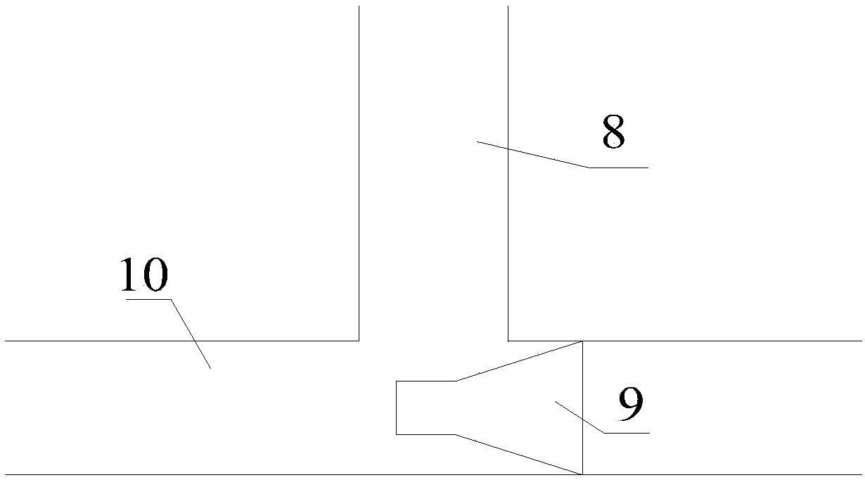 Self-cleaning fluidized bed heat exchanger