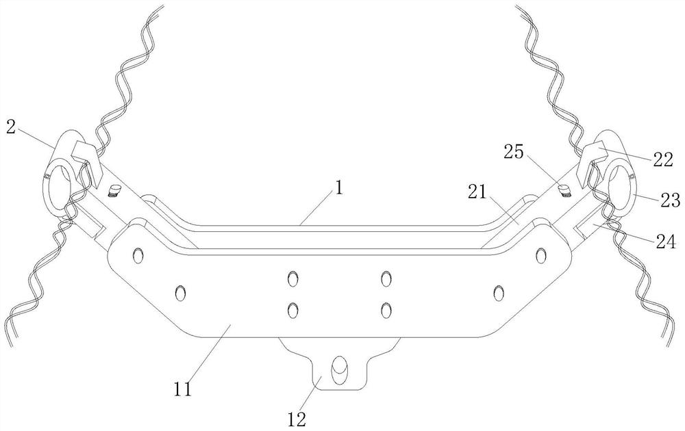 Pre-twisted spacer